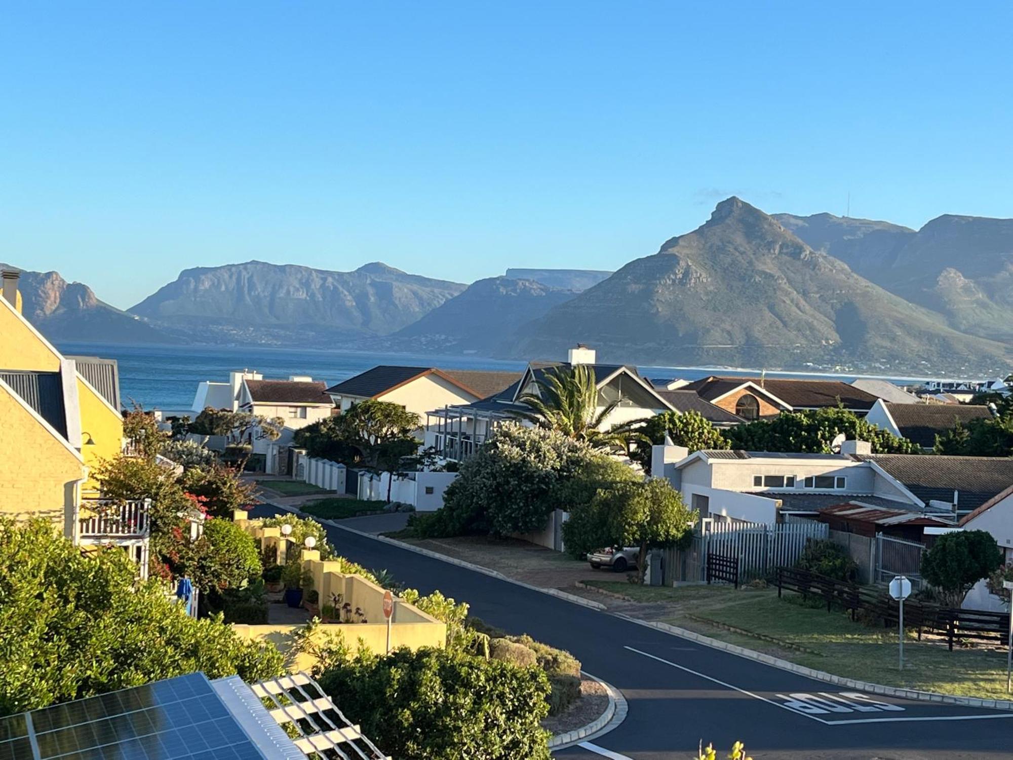 Storyhouse In Kommetjie Extérieur photo