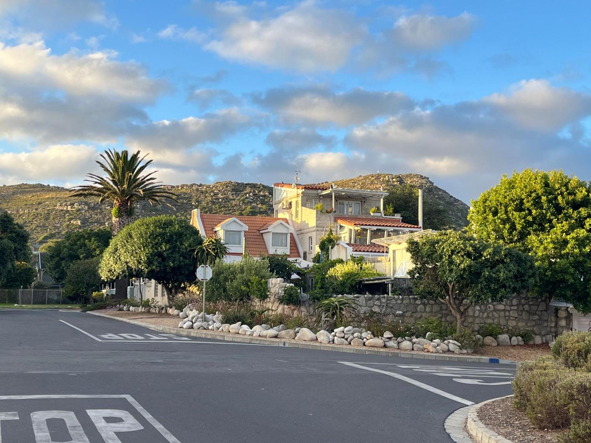 Storyhouse In Kommetjie Extérieur photo